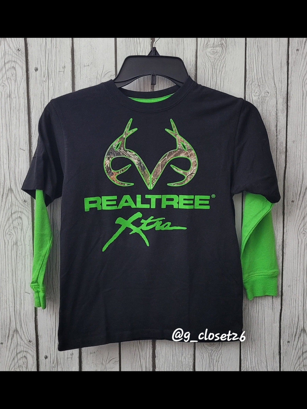 Realtree Xtra Boys Black & Green Layered-Look Long Sleeve Tee